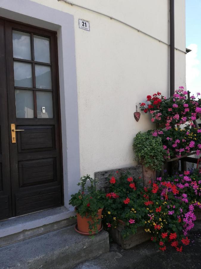 Appartamento Novecento Enguiso Exterior photo